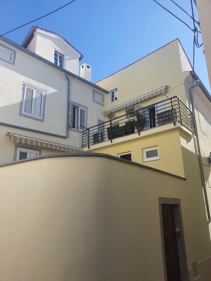 Apartment And Room Marija Krk Town Bagian luar foto