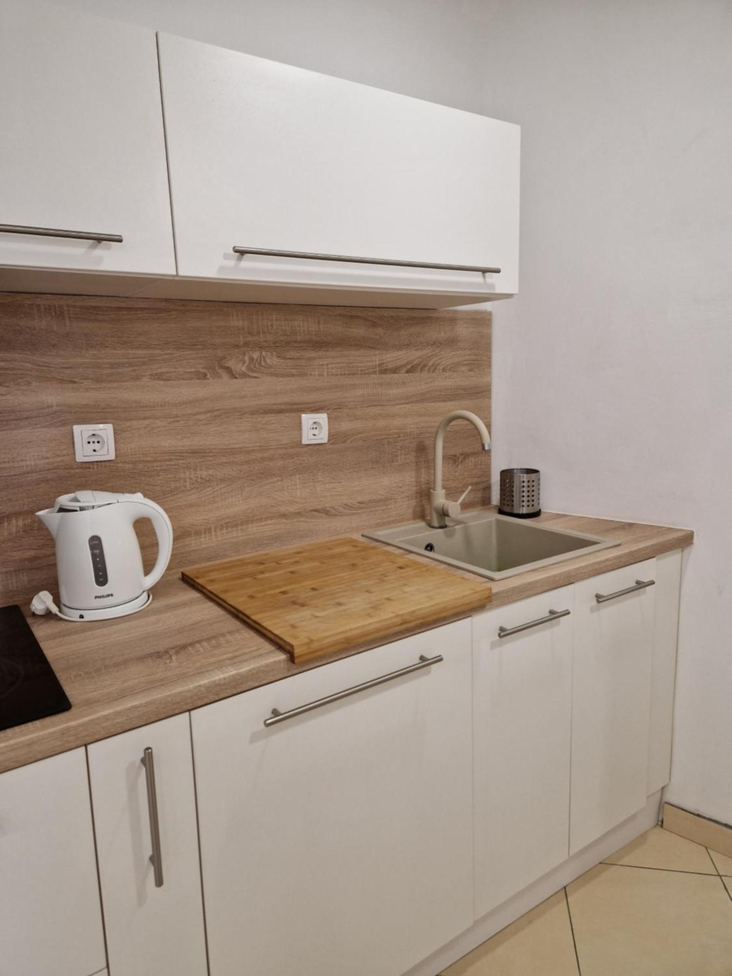Apartment And Room Marija Krk Town Ruang foto