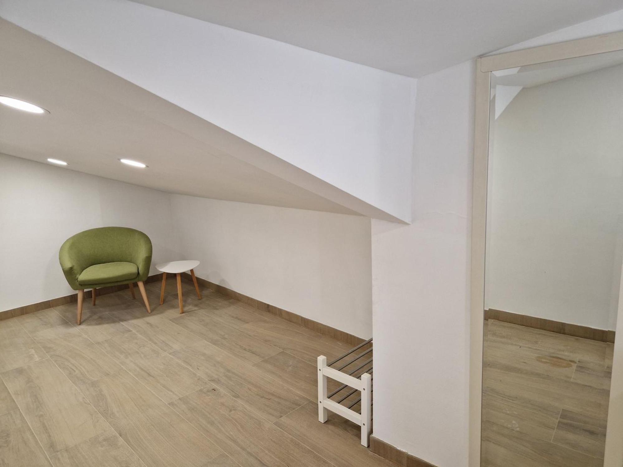 Apartment And Room Marija Krk Town Ruang foto