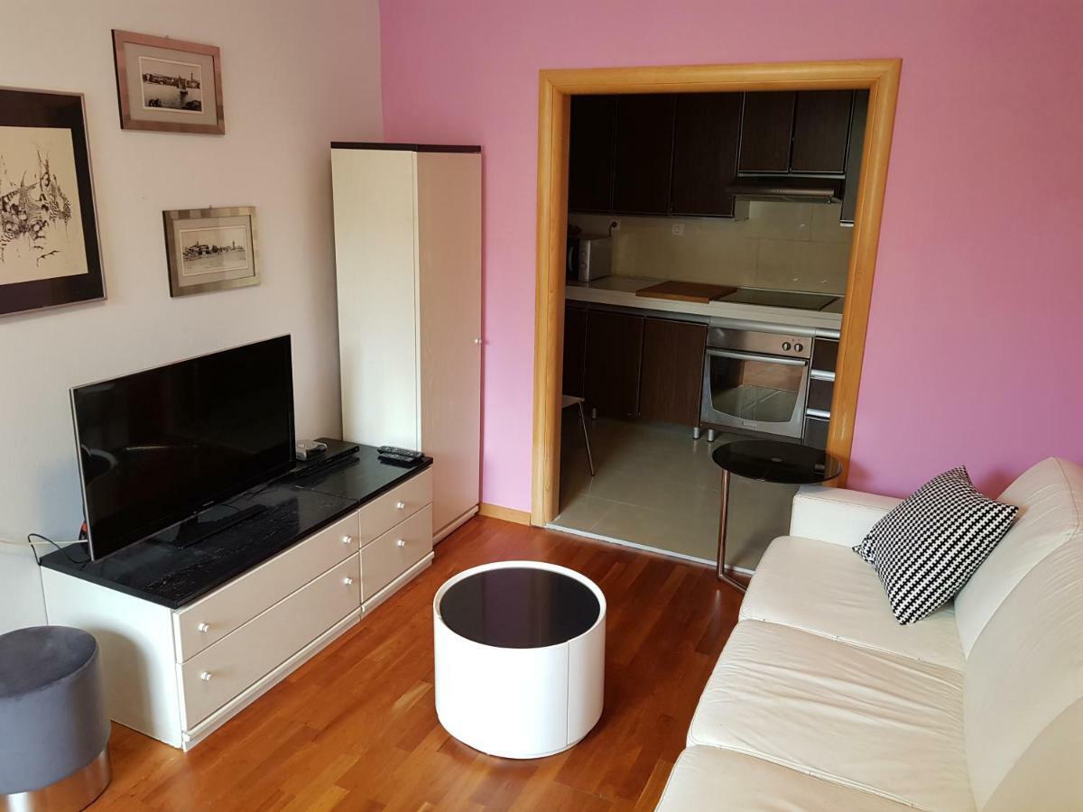 Apartment And Room Marija Krk Town Bagian luar foto